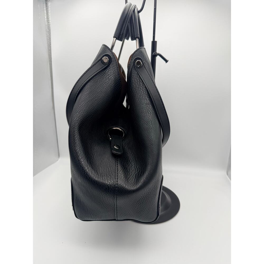 Sondra Roberts "Squared" Black Pebbled Hobo with Suede Lining - Picture 4 of 10